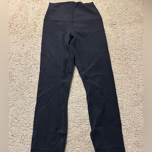 Black lululemon aligned leggings